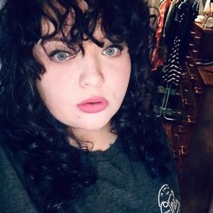 Meet your Posher, Heidi